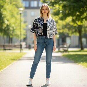 Leena Graffiti Print Cropped Jacket Black White Chain Toggle Short Sleeve L(165)